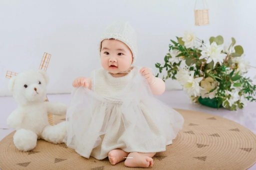 西双版纳如何给宝宝排气